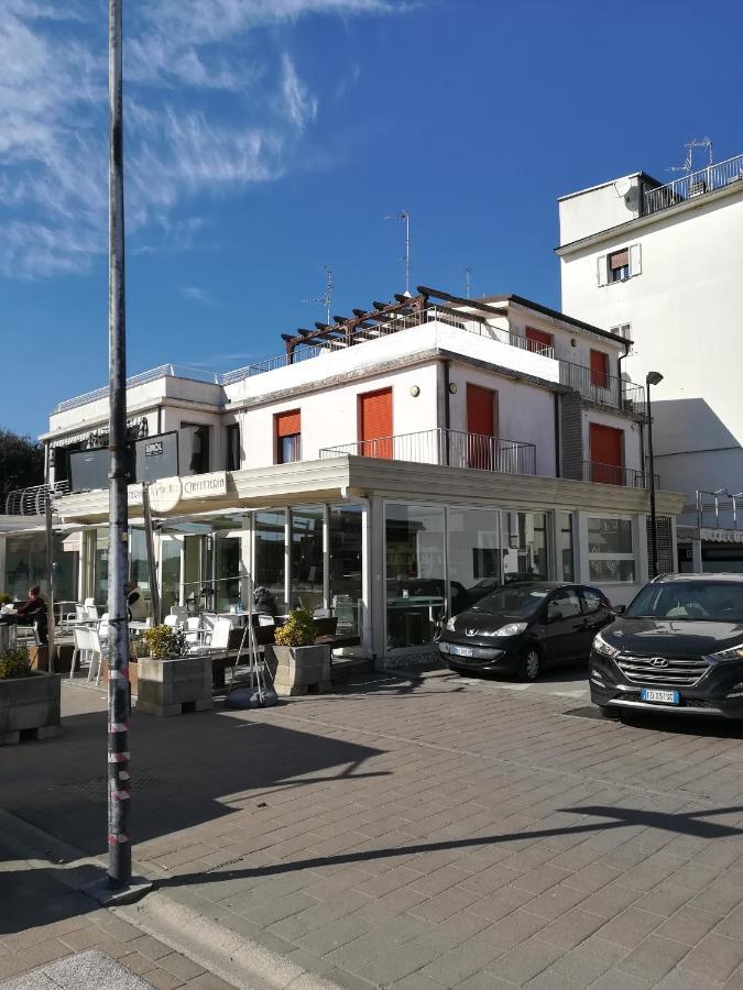 B&B Traghetto 포르토 가리발디 외부 사진